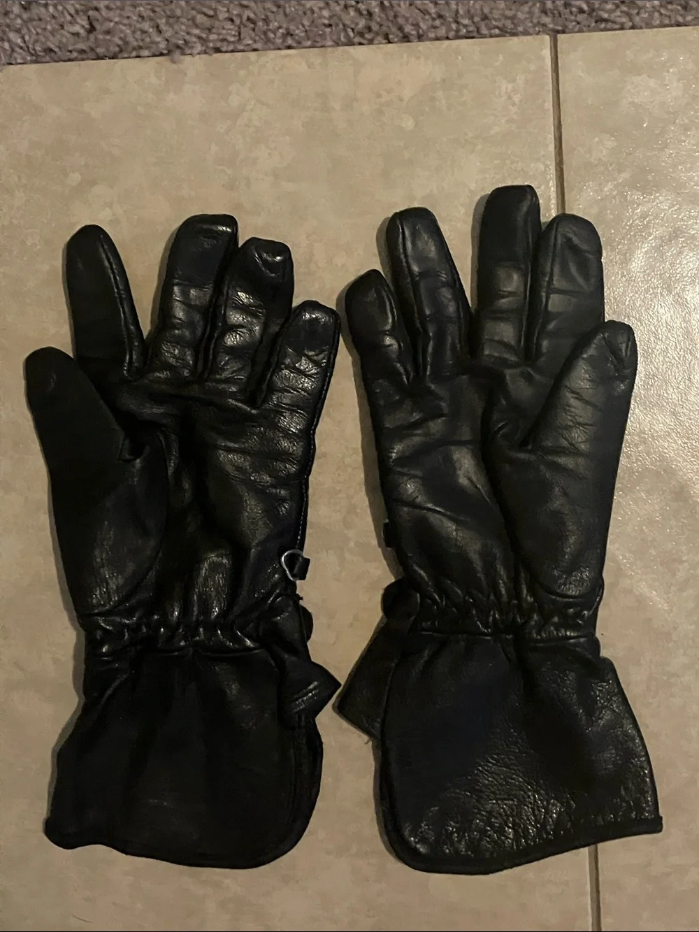 FIRST 100% Leather Riding Gloves Size: Small